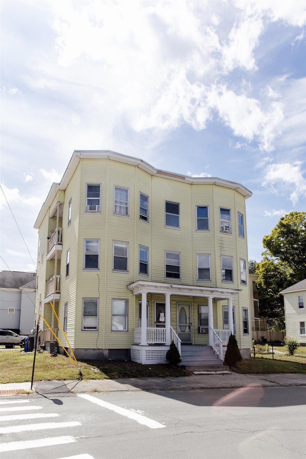 Photo of 139 Young Street #2, Manchester, NH 03103 (MLS # 5110201)