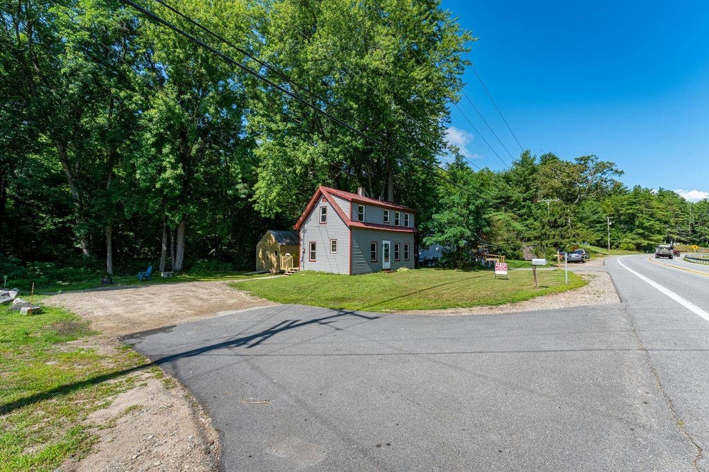 Photo of 1915 Route 16 Highway, Ossipee, NH 03814 (MLS # 5102831)