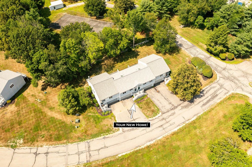 Photo of 22 Meadowbrook Village, Rochester, NH 03867 (MLS # 5102117)