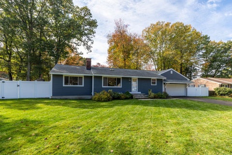 Photo of 2 Truman Place, Portsmouth, NH 03801 (MLS # 5114590)