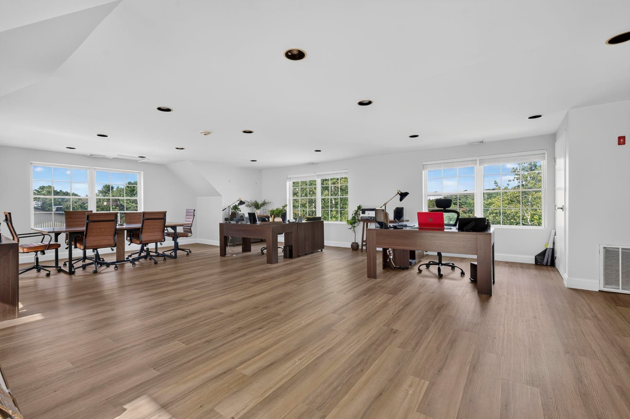 205 West River Road Unit 3