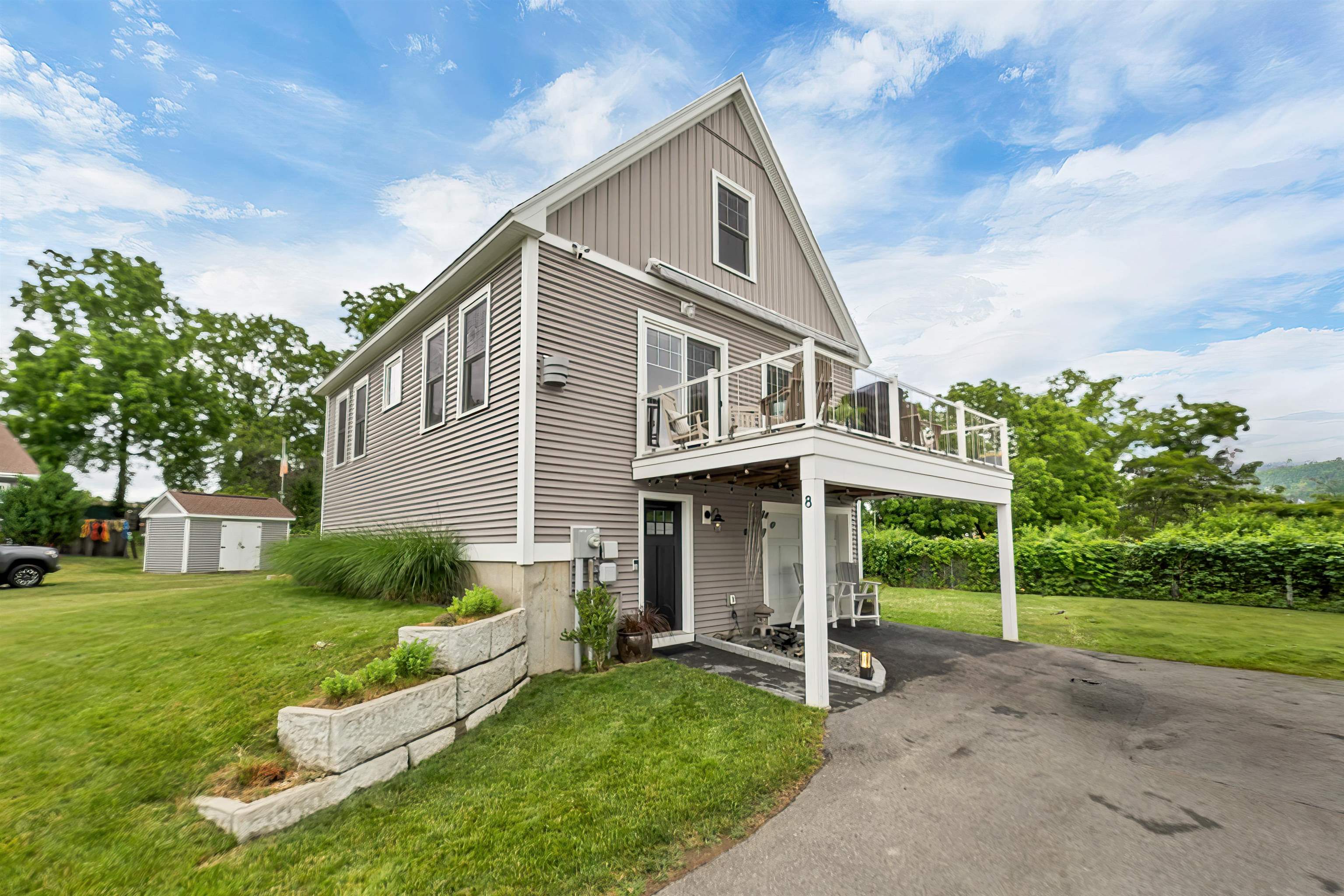 8 Heaphy Lane