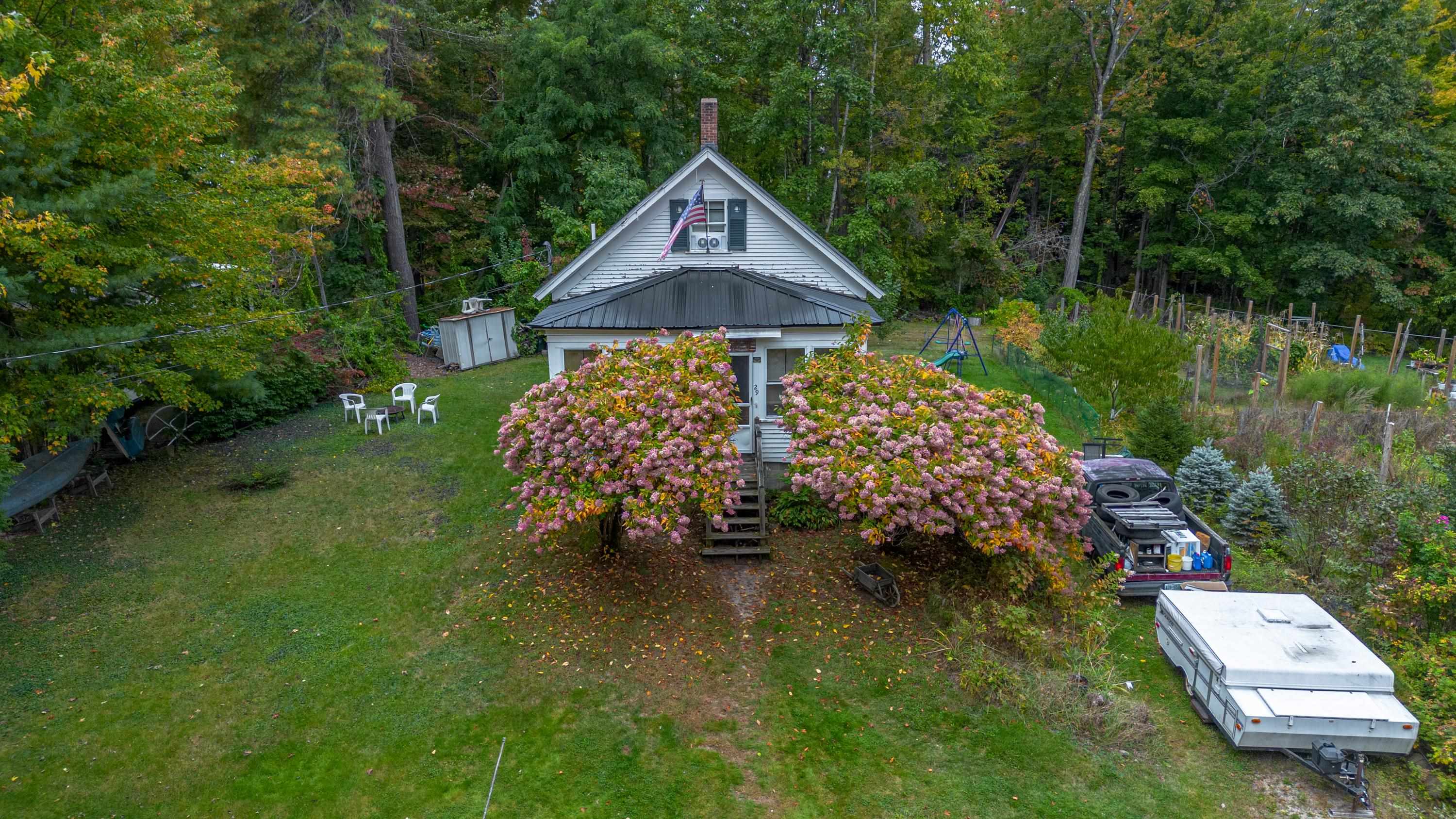 29 Huckins Street