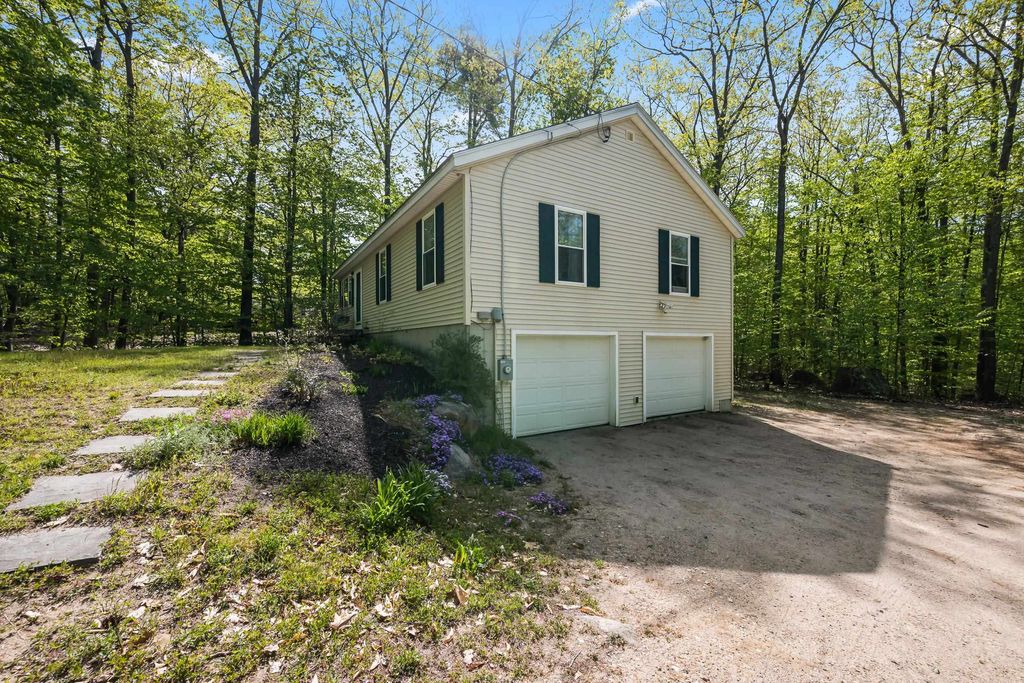 Photo of 355 Bonnyman Road, Wakefield, NH 03830 (MLS # 5091487)