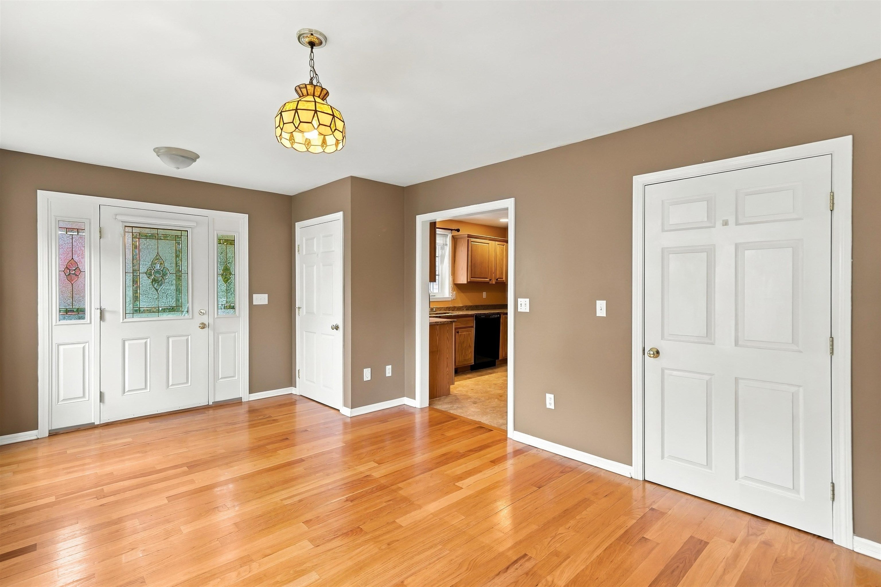 10 Nicolls Circle