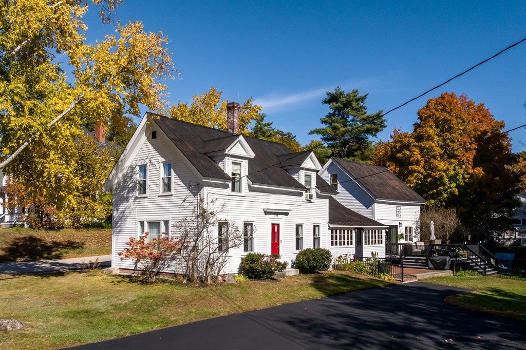 Photo of 100 High Street, Wakefield, NH 03872 (MLS # 5114266)