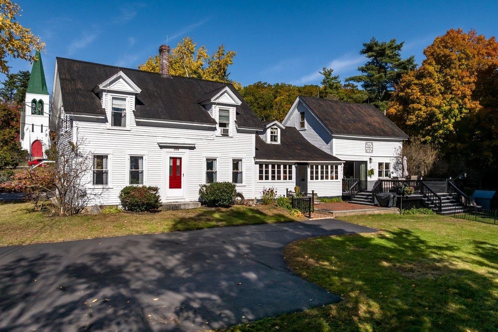 Photo of 100 High Street, Wakefield, NH 03872 (MLS # 5114266)