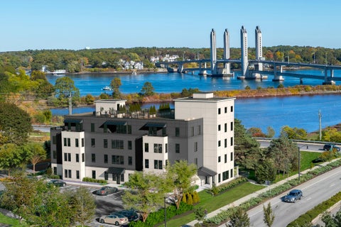 Photo of 18 Chase Drive #206, Portsmouth, NH 03801 (MLS # 5114670)
