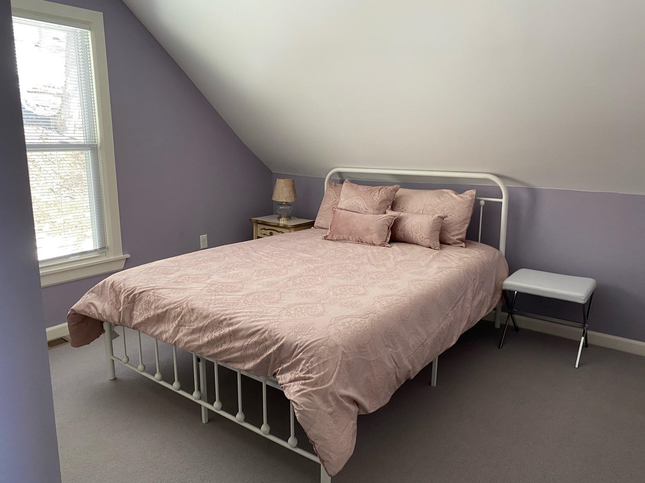 25 East Bow Street