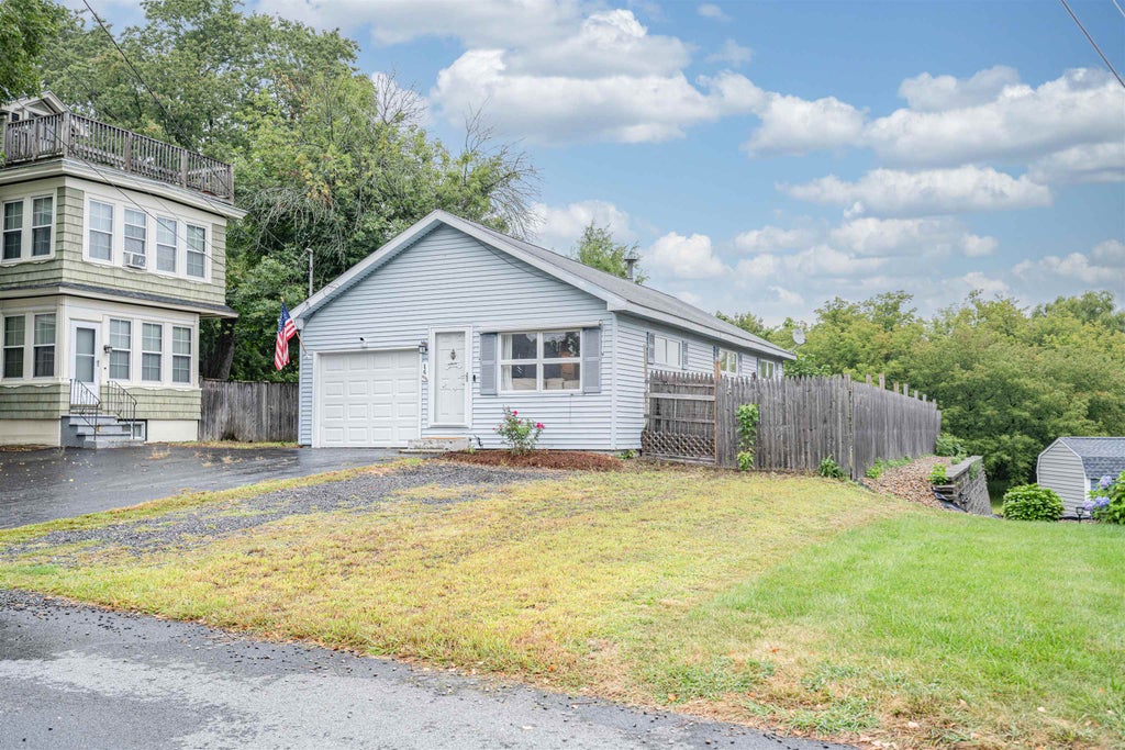 Photo of 1434 Verona Street, Nashua, NH 03063 (MLS # 5107871)