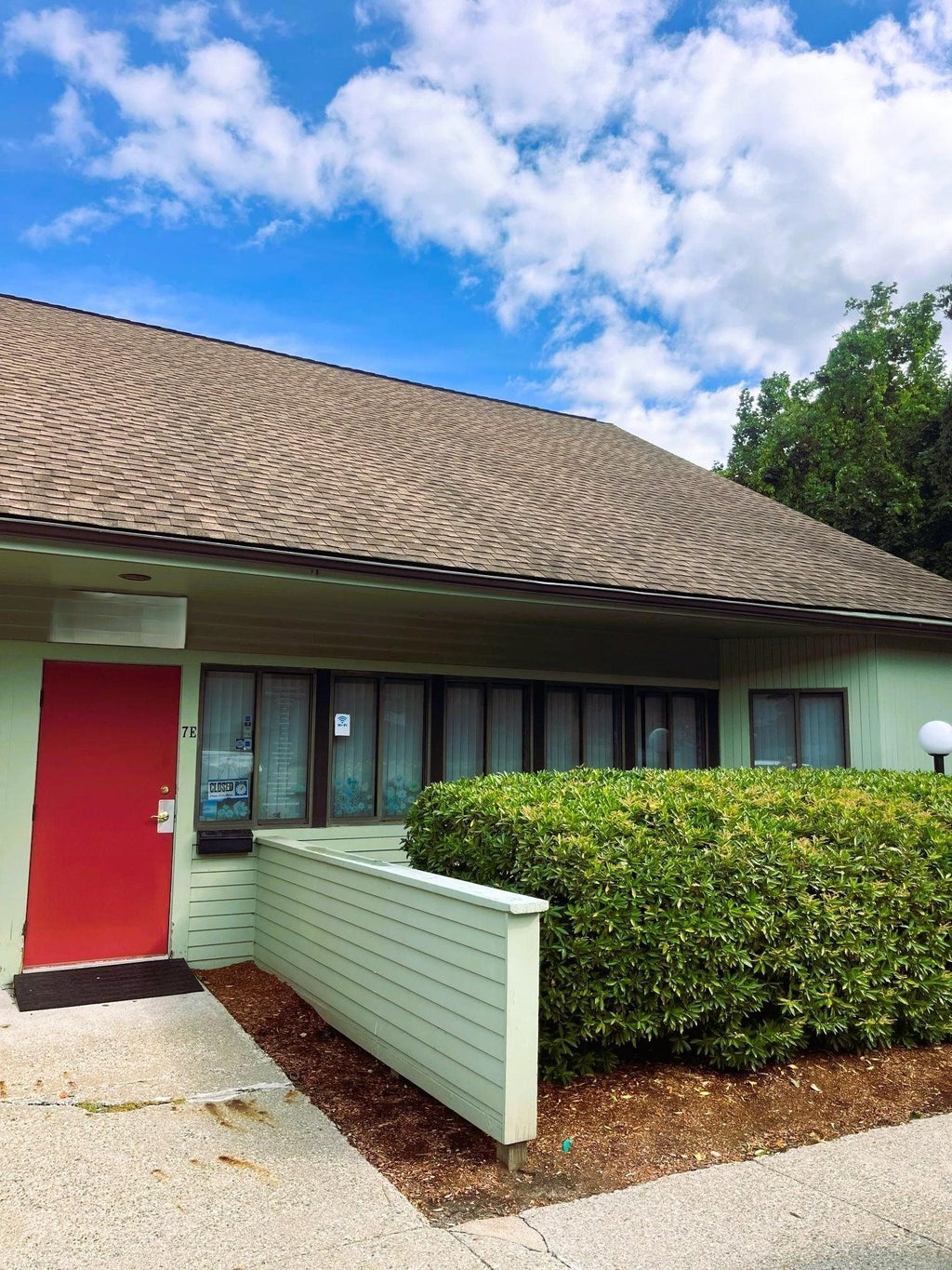 Photo of 7 Taggart Drive #E, Nashua, NH 03060 (MLS # 5114272)