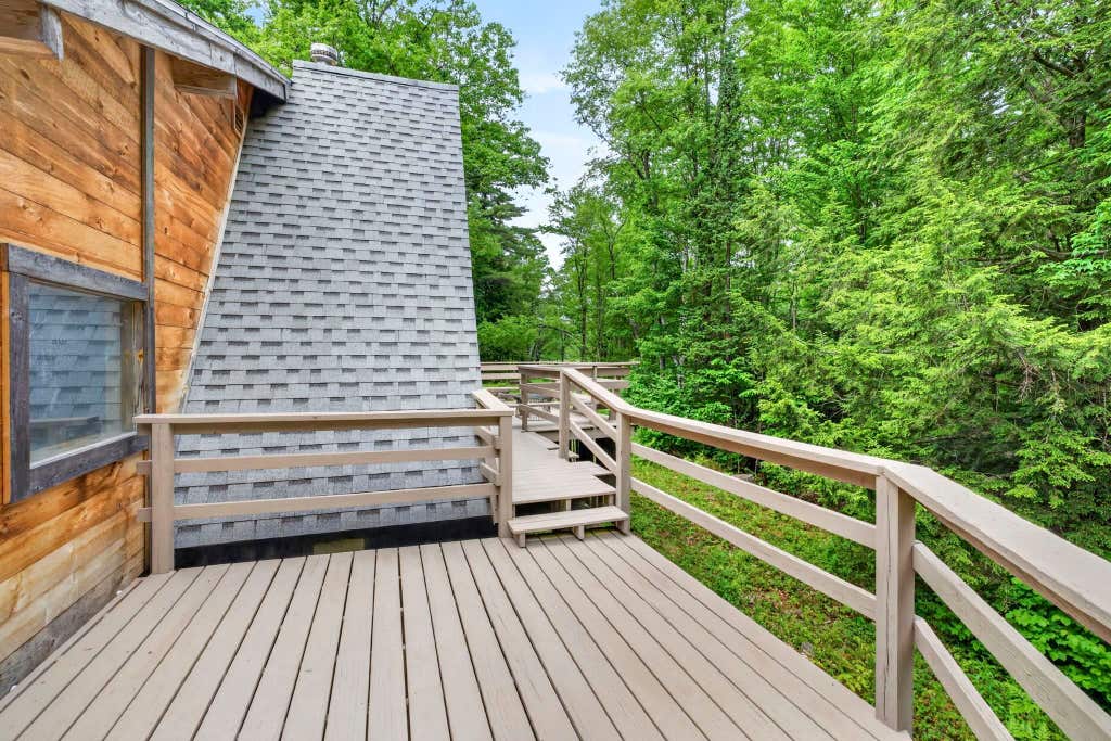 Photo of 185 North Road, Deering, NH 03244 (MLS # 5095000)