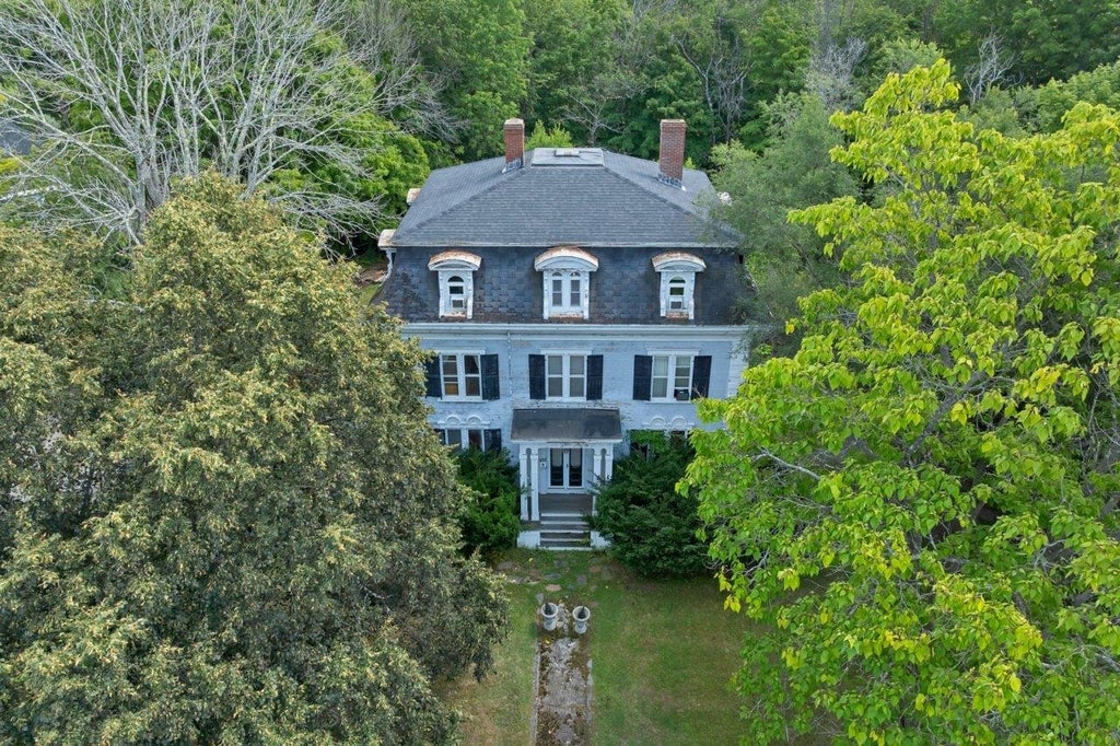 Photo of 254 High Street, Somersworth, NH 03878 (MLS # 5105224)