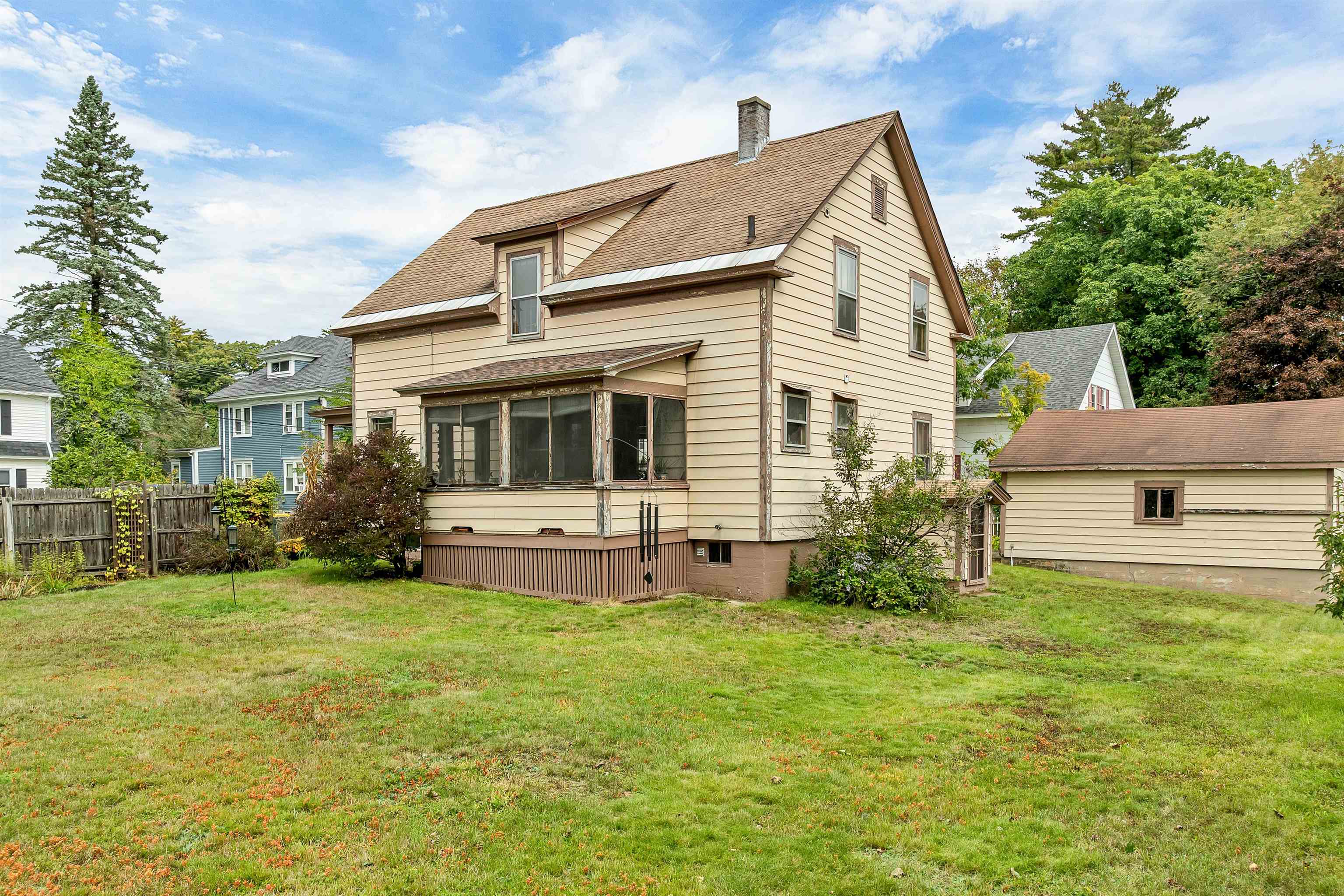 17 Shepard Street