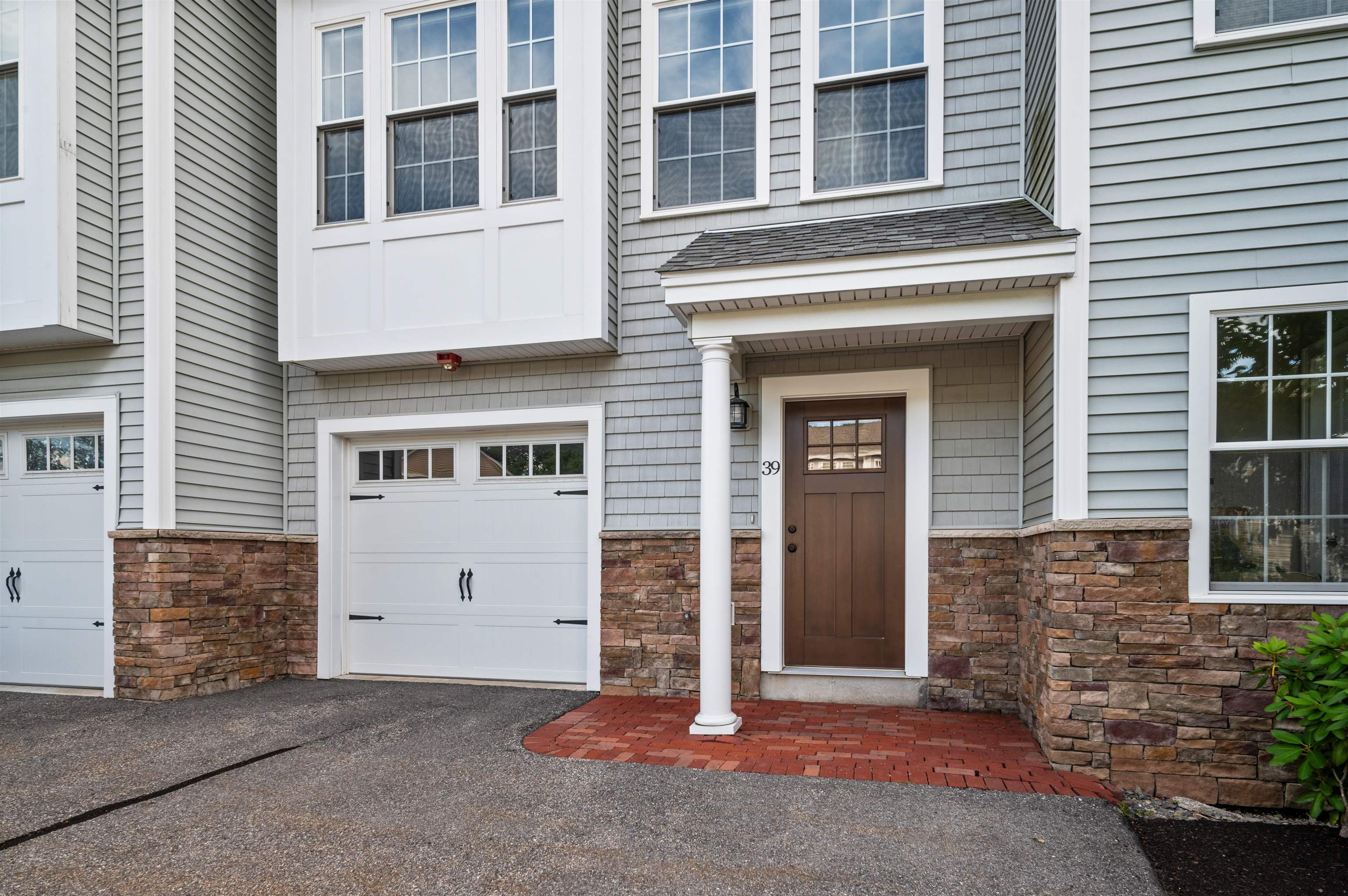 39 Acadia Lane