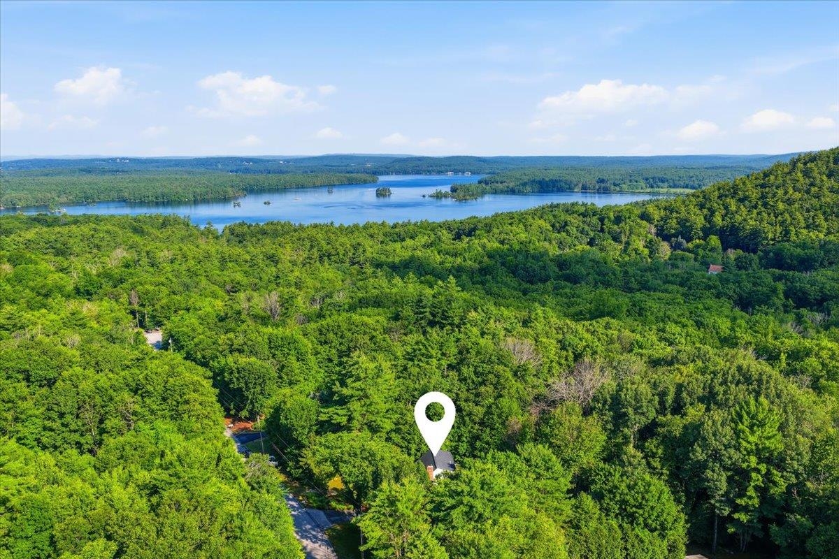 16 Lakeview Way
