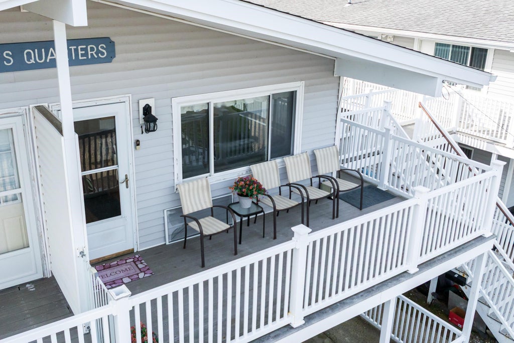 Photo of 16 Whitten Street #4, Hampton, NH 03842 (MLS # 5114006)