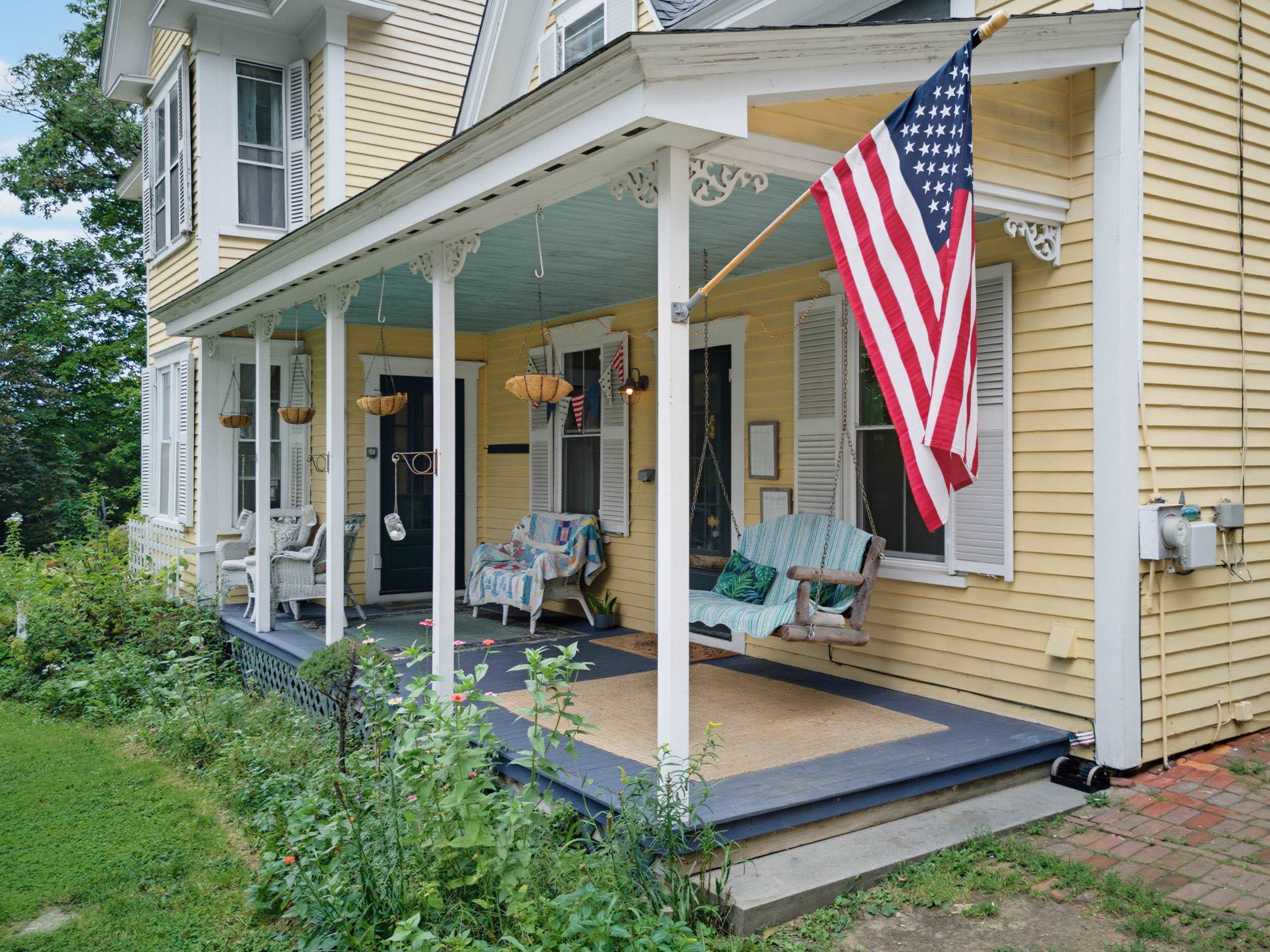 3 Chase Road
