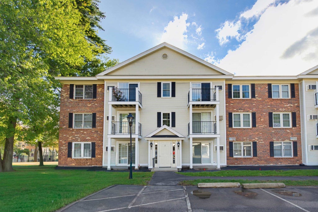 Photo of 2 Northbrook Drive #210, Manchester, NH 03102 (MLS # 5111098)