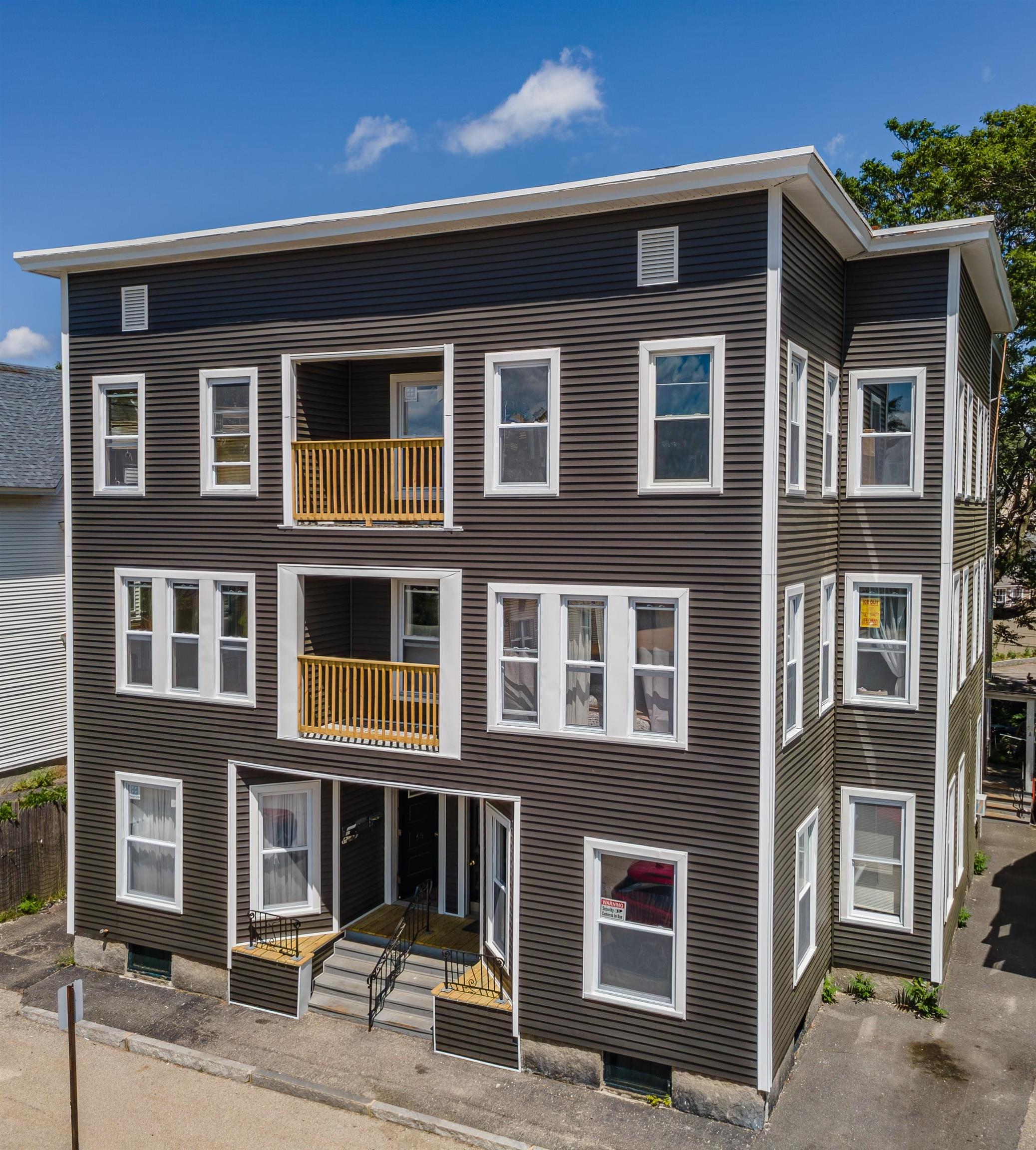 51 Ash Street