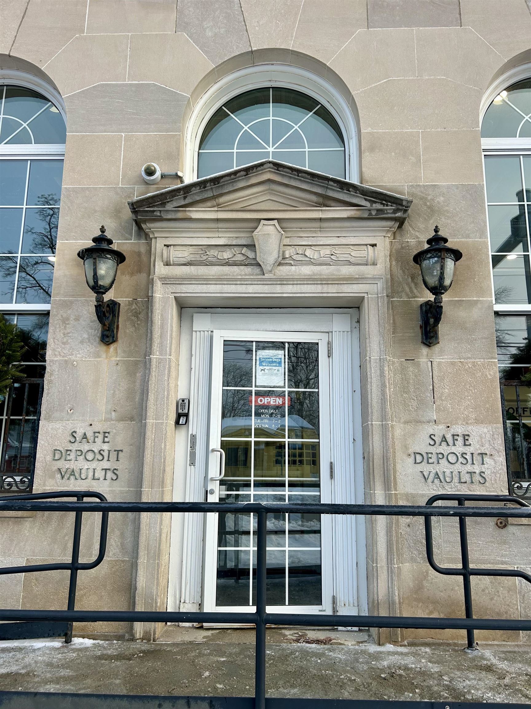 627 Main Street - Photo 4