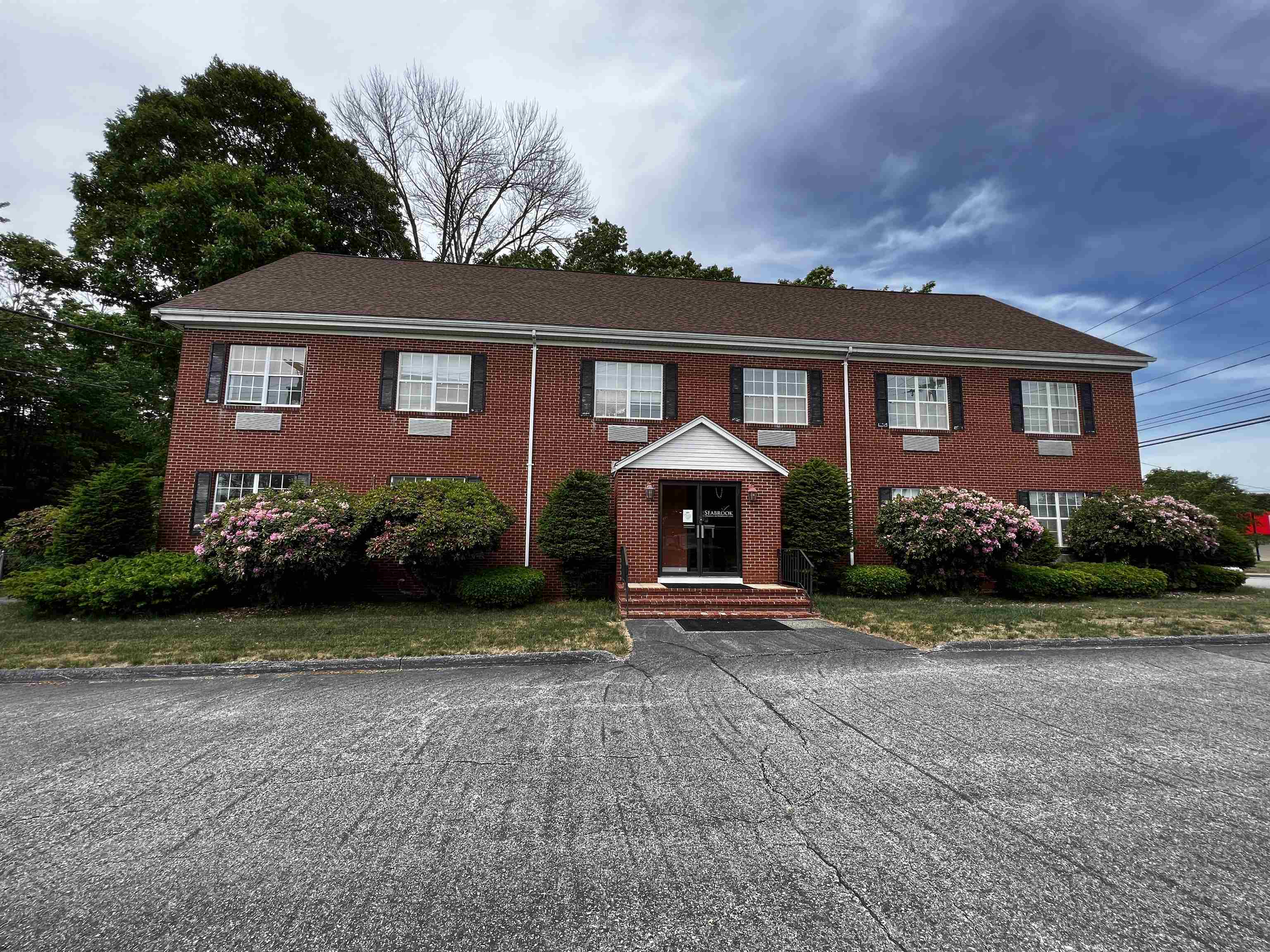 727 Lafayette Road 4