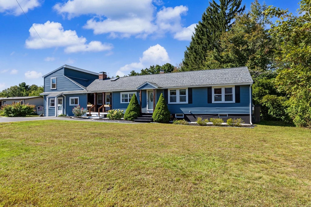 Photo of 225 Shannon Road, Salem, NH 03079 (MLS # 5110704)