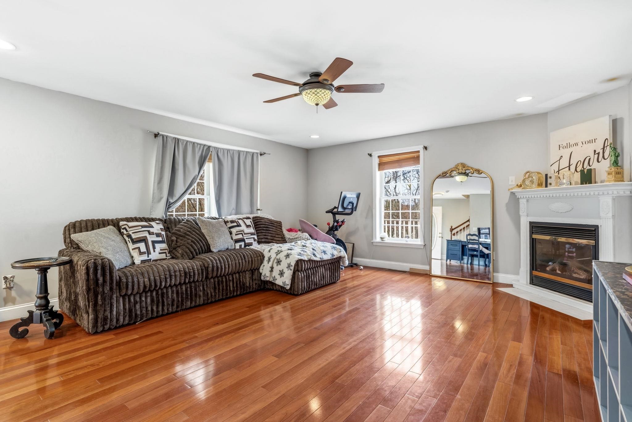 160 S Elm Street