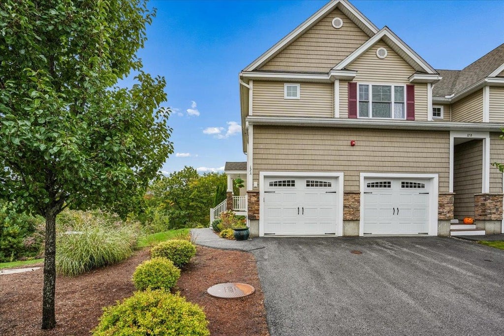 Photo of 12 Manor Drive #A, Hooksett, NH 03106 (MLS # 5112240)