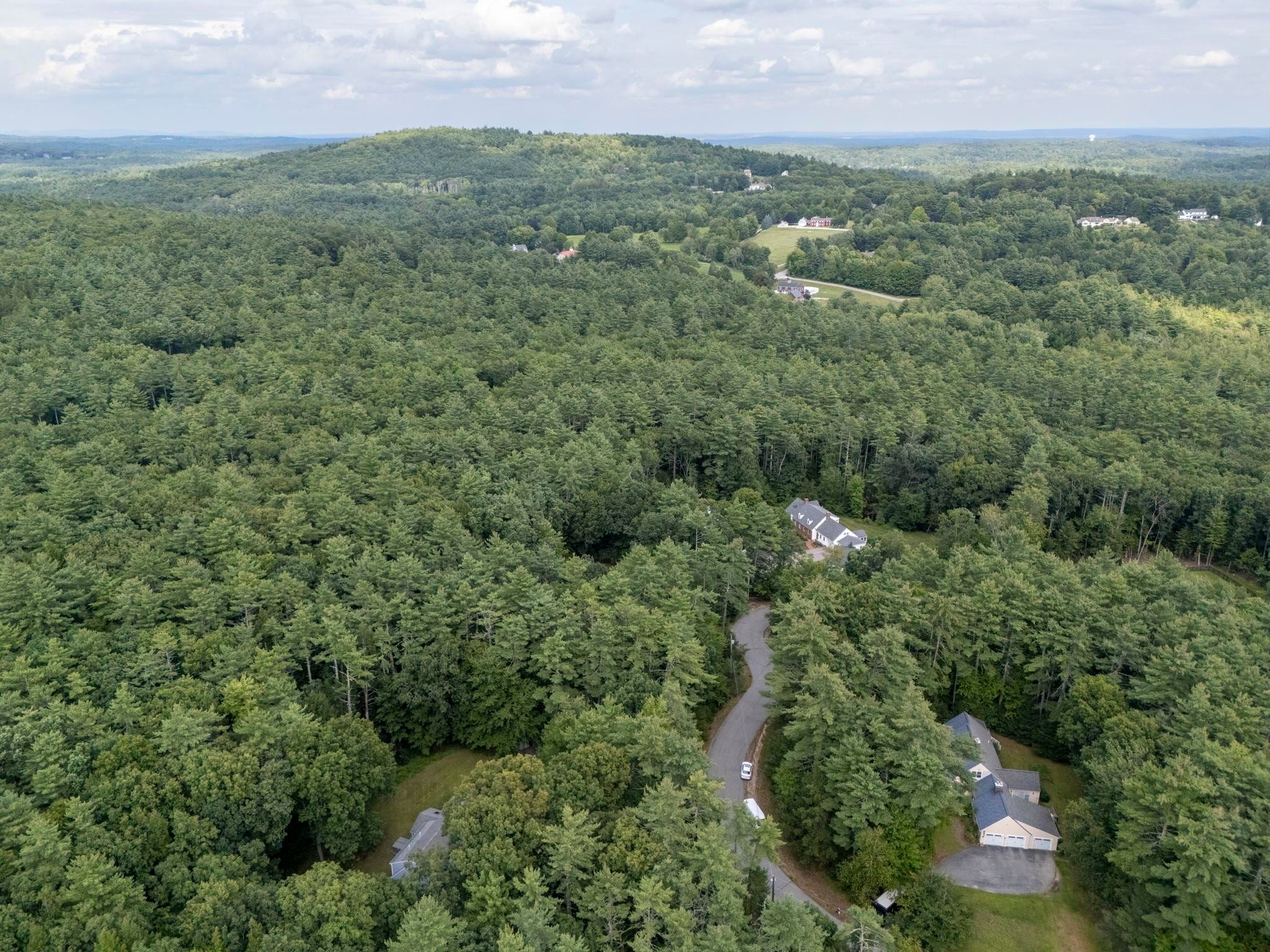 14 Fieldstone Drive