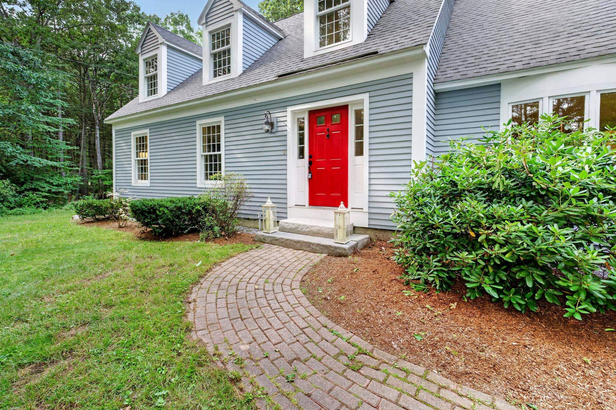 14 Fieldstone Drive