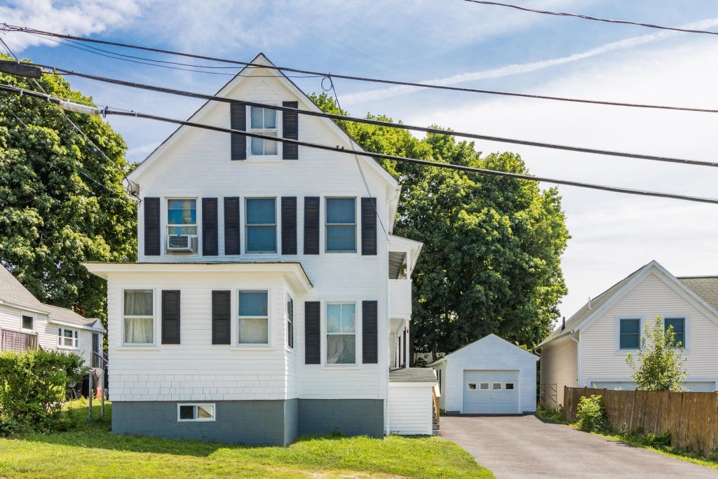 Photo of 3 Mt Vernon Street, Dover, NH 03820 (MLS # 5109282)