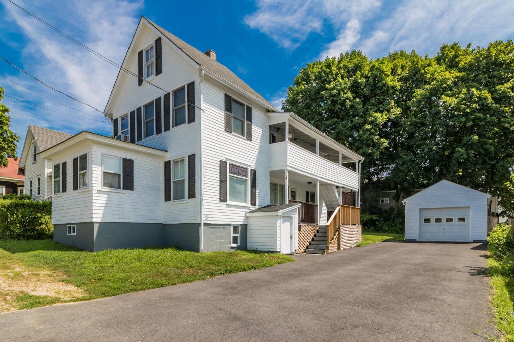 Photo of 3 Mt Vernon Street, Dover, NH 03820 (MLS # 5109282)