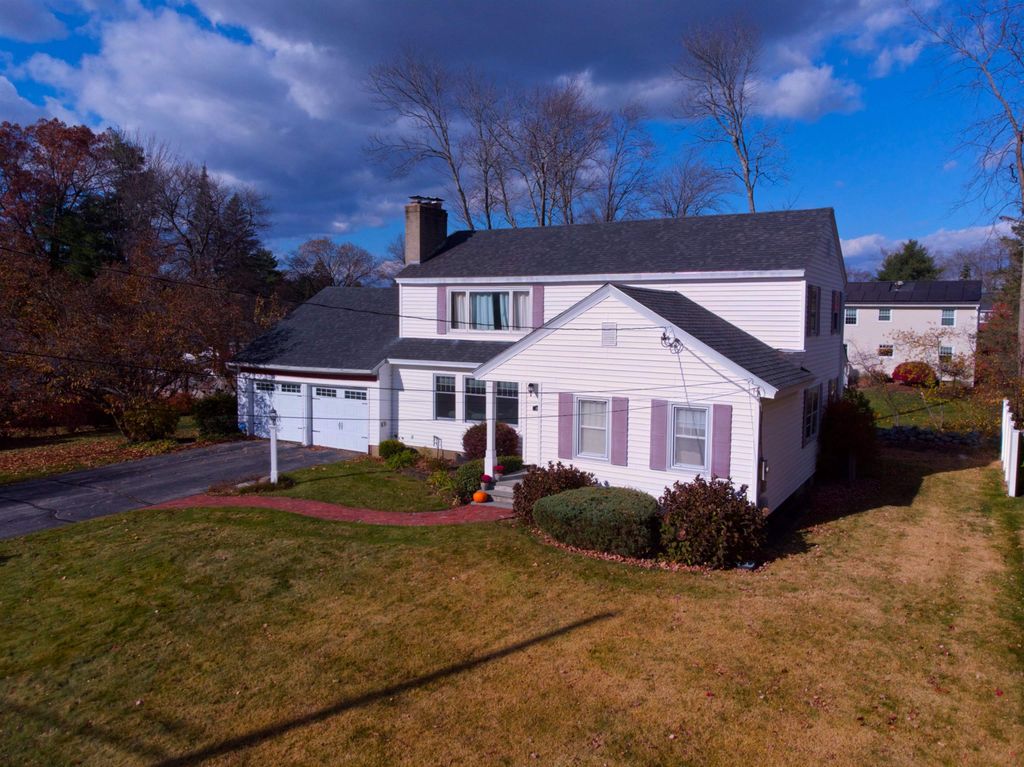 Photo of 104 North Gate Road, Manchester, NH 03104 (MLS # 5091001)