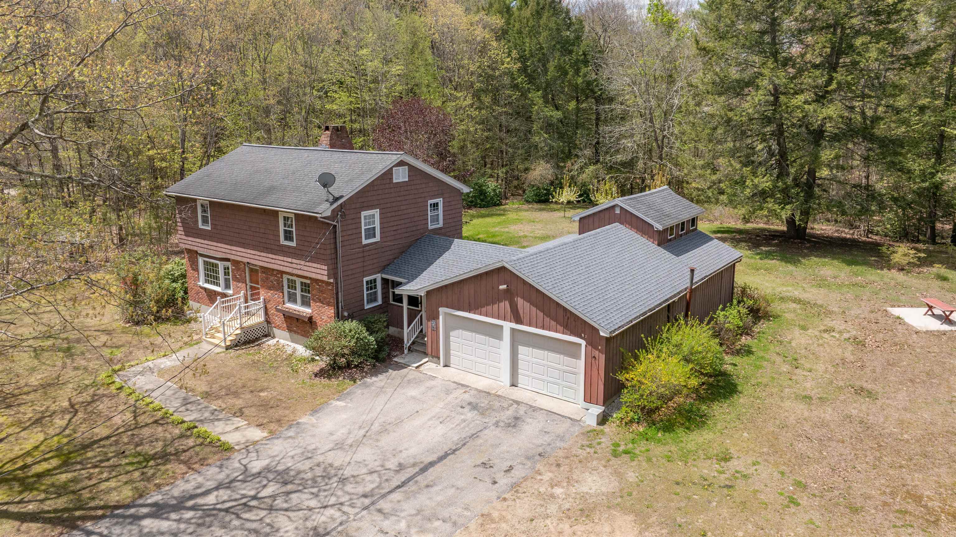 54 Towle Road