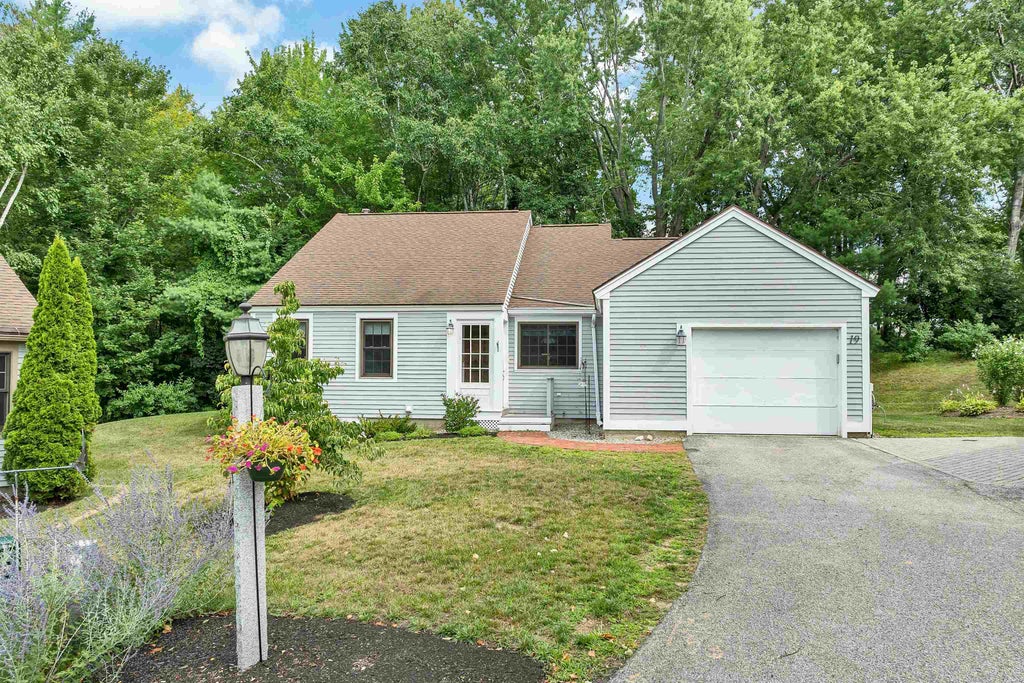 Photo of 19 Mistwood Lane, Laconia, NH 03246 (MLS # 5104035)