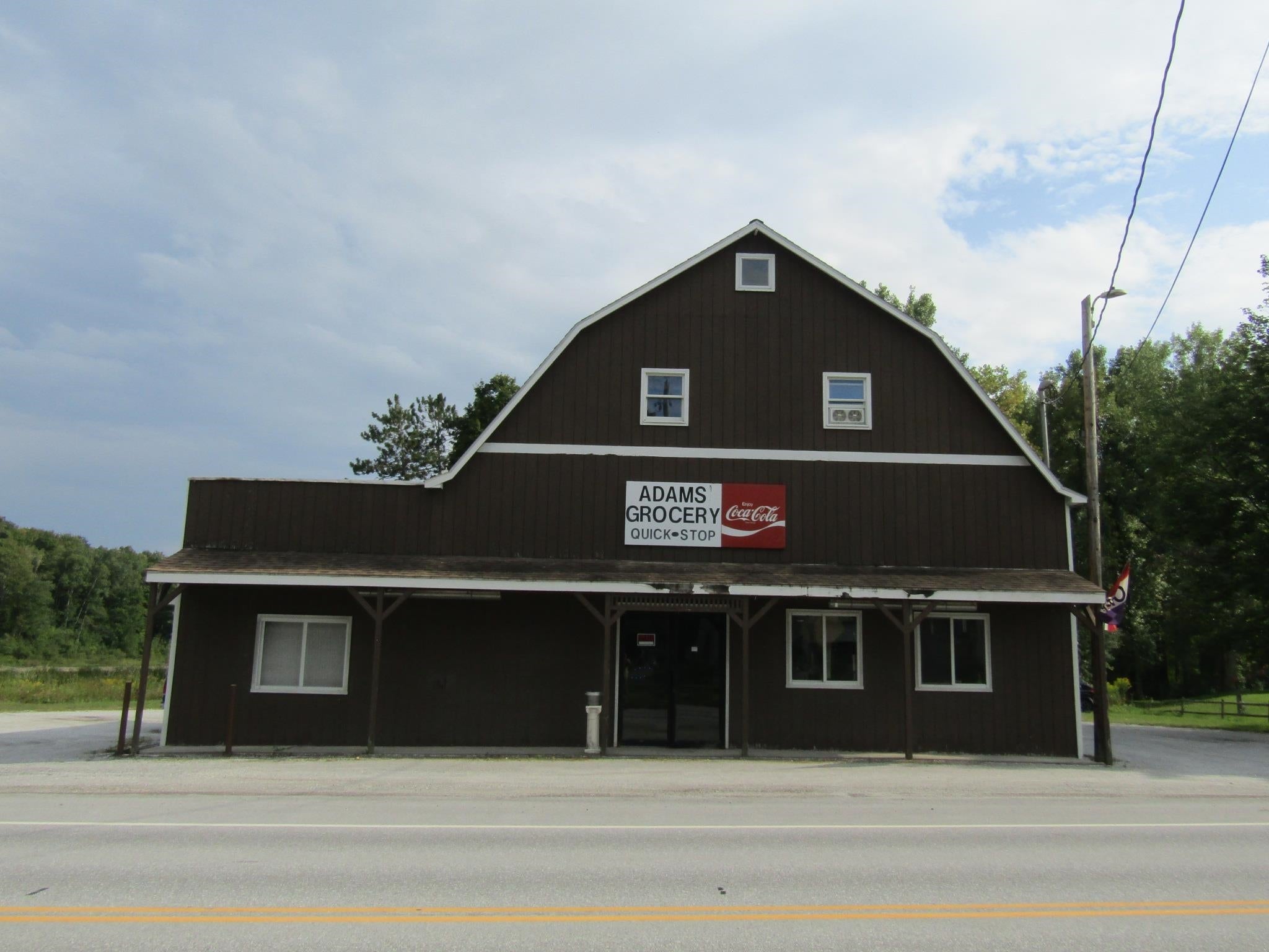 2712 Main Street