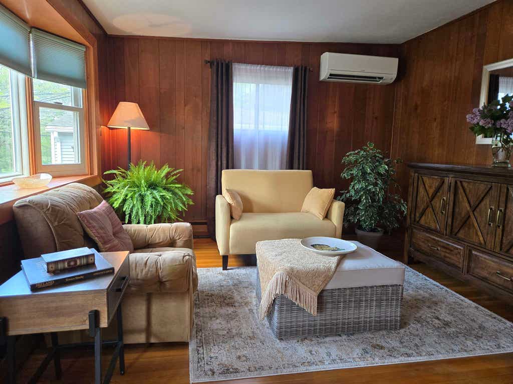 Photo of 776 Bridge Street, Manchester, NH 03104 (MLS # 5090088)
