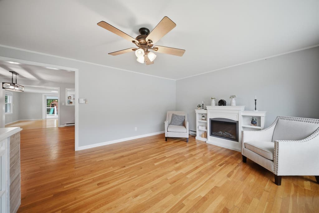 Photo of 3 Doris Street, Derry, NH 03038 (MLS # 5105767)