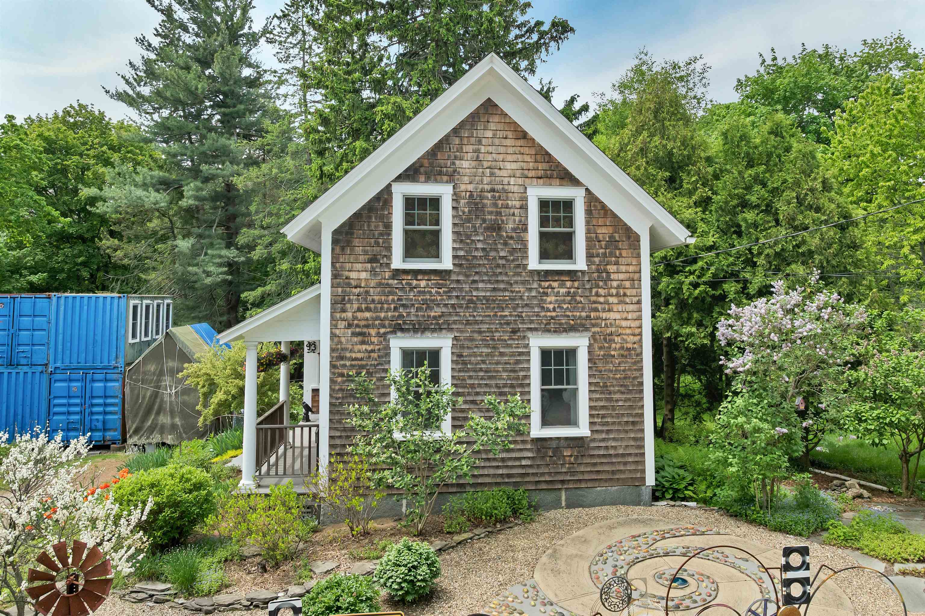 93 Stark Avenue