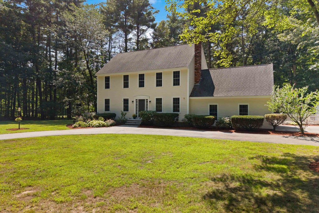Photo of 1 Telo Road, Windham, NH 03087 (MLS # 5106972)