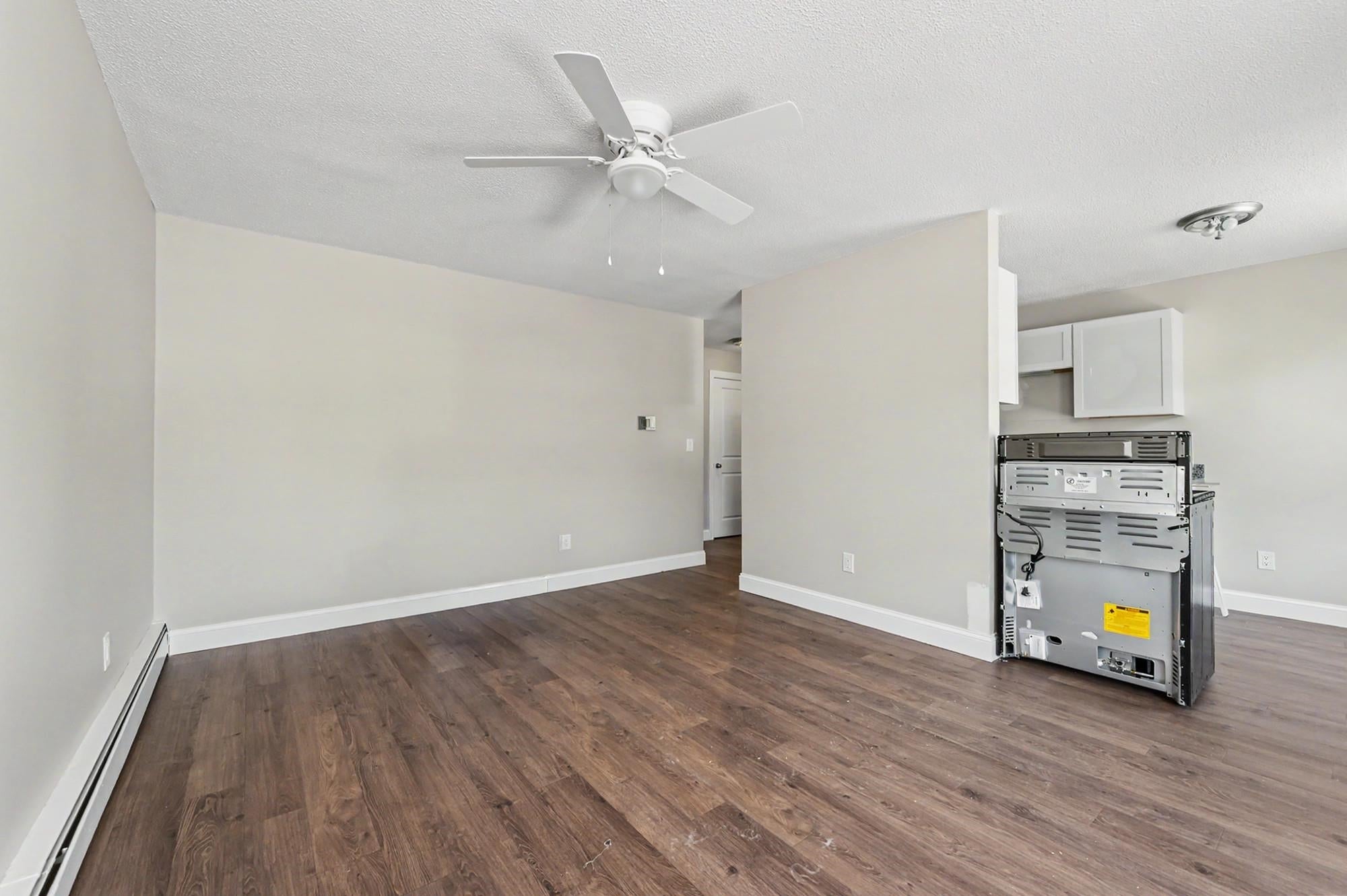 89 Winnacunnet Road 8