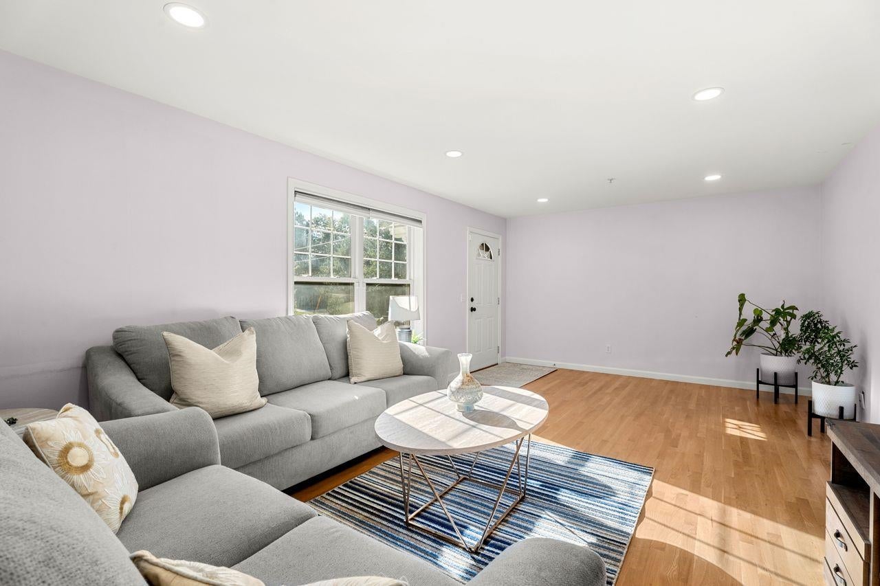 162 Karatzas Avenue