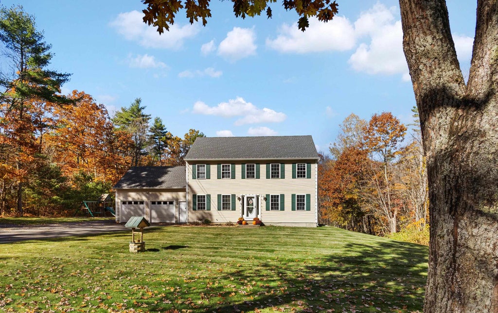 Photo of 187 Hoit Road, Concord, NH 03301 (MLS # 5115804)