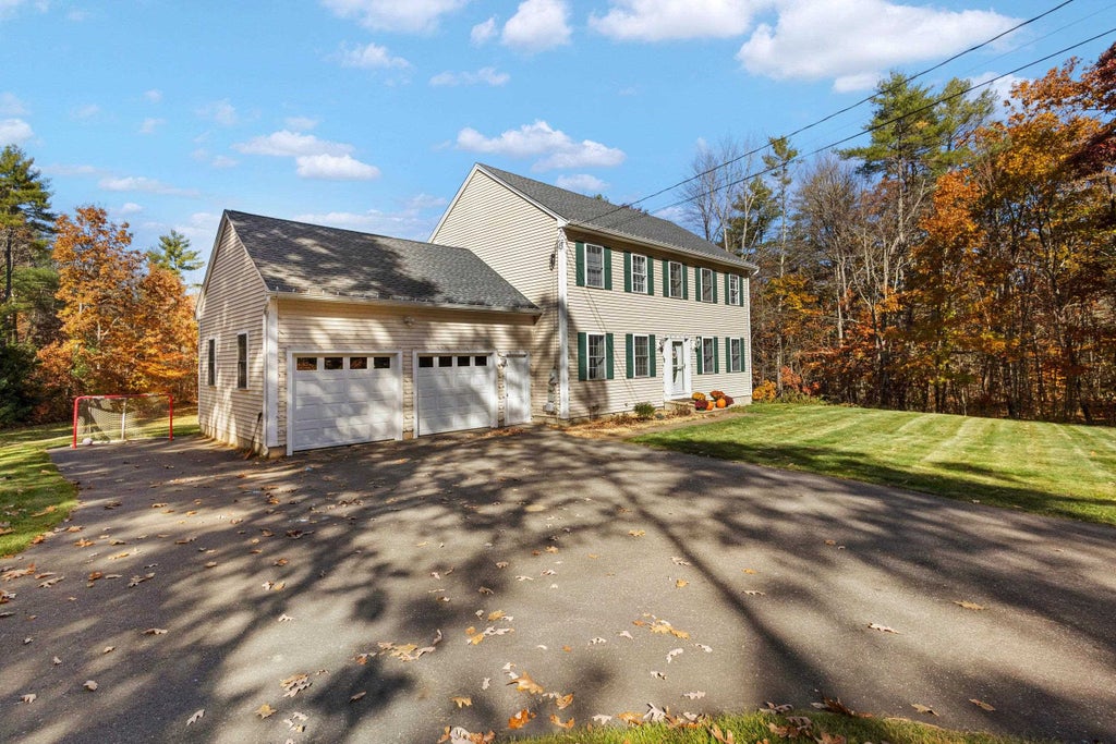 Photo of 187 Hoit Road, Concord, NH 03301 (MLS # 5115804)