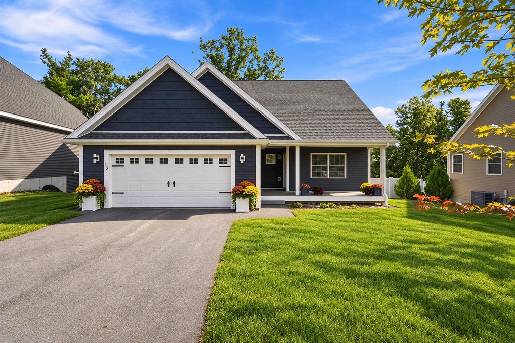 Photo of 12 Sable Way, Manchester, NH 03102 (MLS # 5111427)