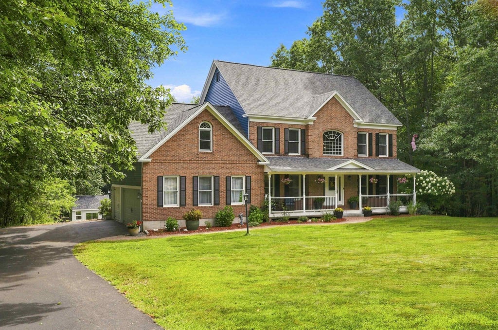 Photo of 17 McAfee Farm Road, Bedford, NH 03110 (MLS # 5107032)