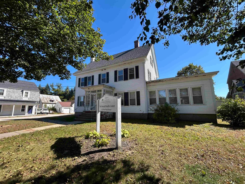 Photo of 25 West Main Street, Conway, NH 03818 (MLS # 5112224)
