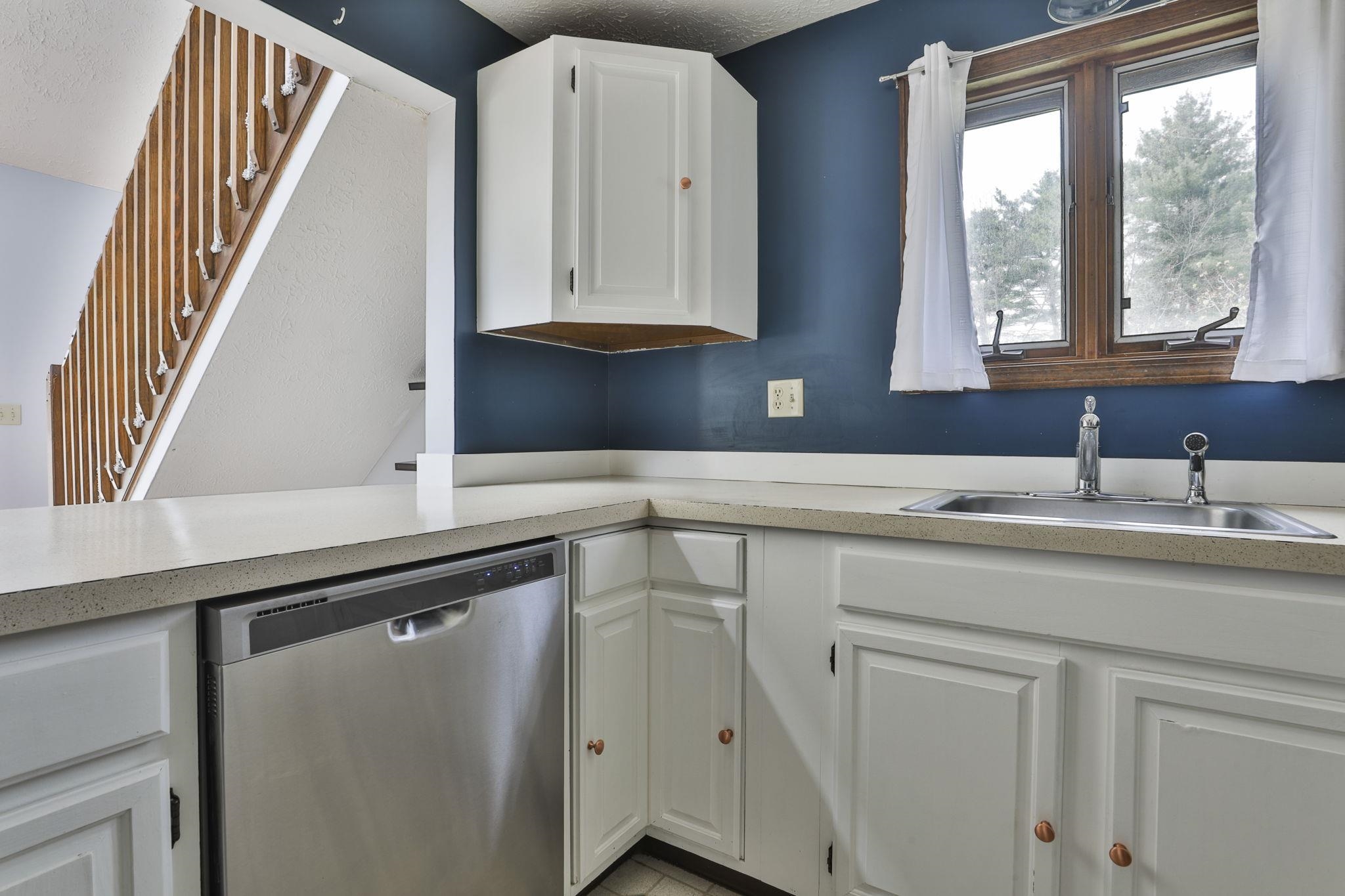 7 Corduroy Road 24