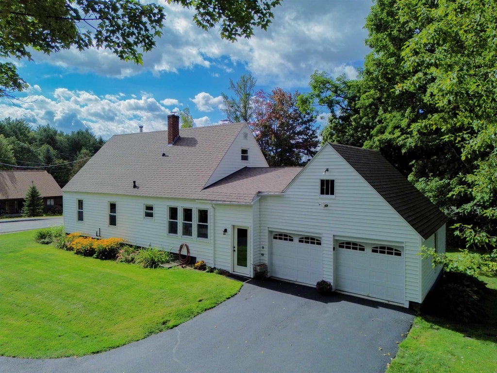 Photo of 39 Manns Hill Road, Littleton, NH 03561 (MLS # 5109309)